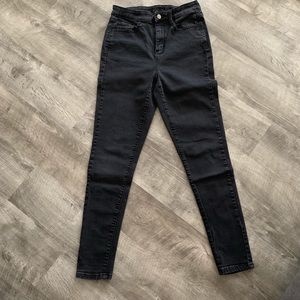 High waisted black denim jeans